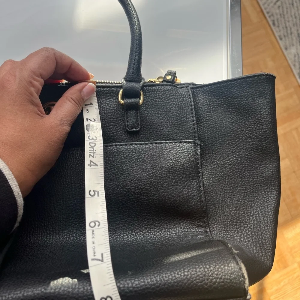 Handbag - Picture 3 of 6